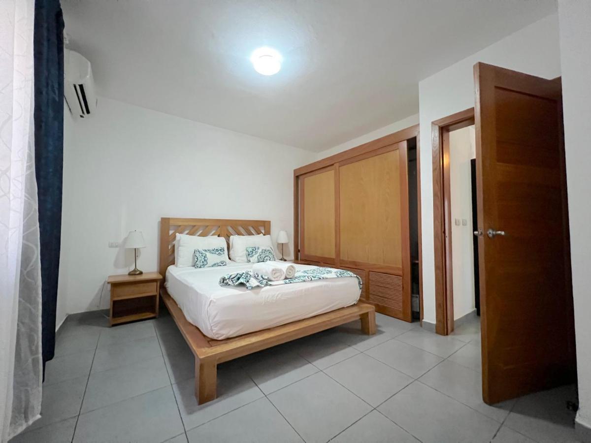 Sol Caribe Suites - Playa Los Corales - Beach Club, Wifi, Swimming Pool Пунта Кана Стая снимка